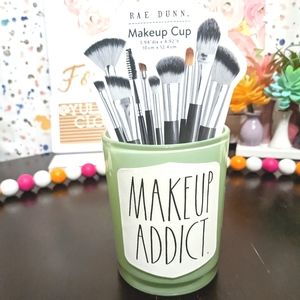 🆕 Rae Dunn MAKEUP ADDICT Makeup Cup